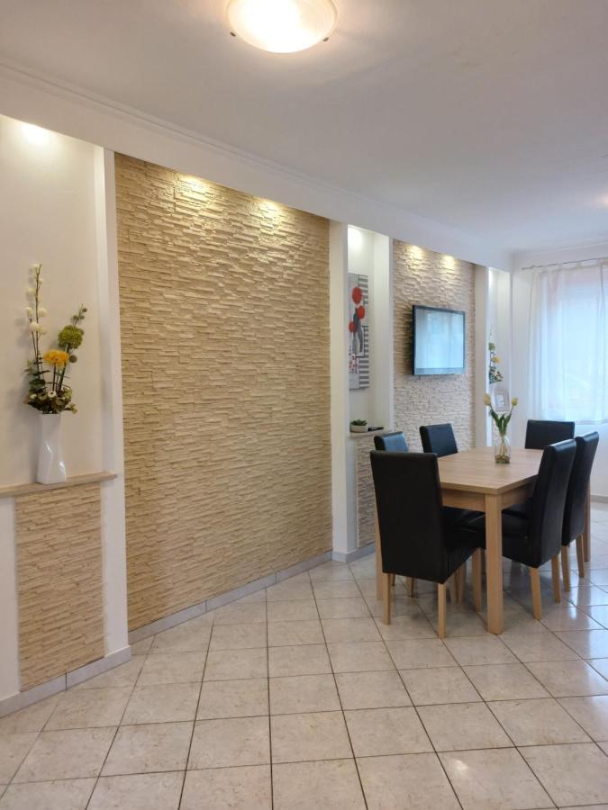 Apartmancentrum Gyula Eksteriør bilde