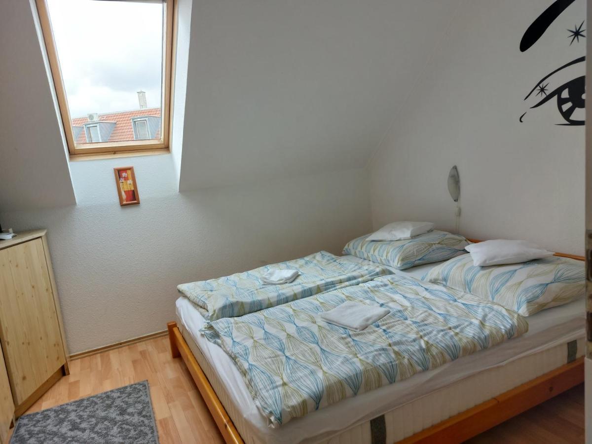 Apartmancentrum Gyula Eksteriør bilde