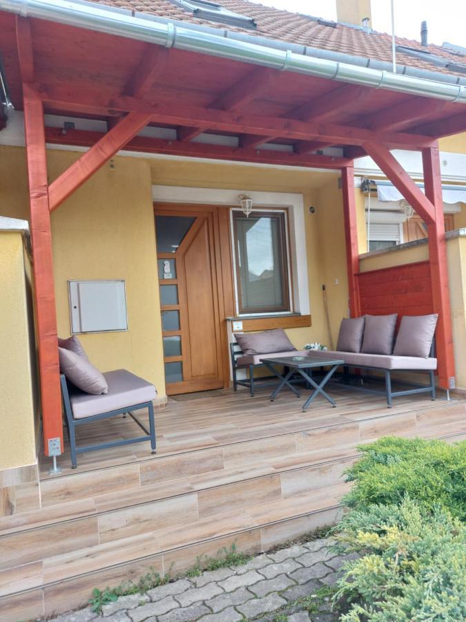 Apartmancentrum Gyula Eksteriør bilde