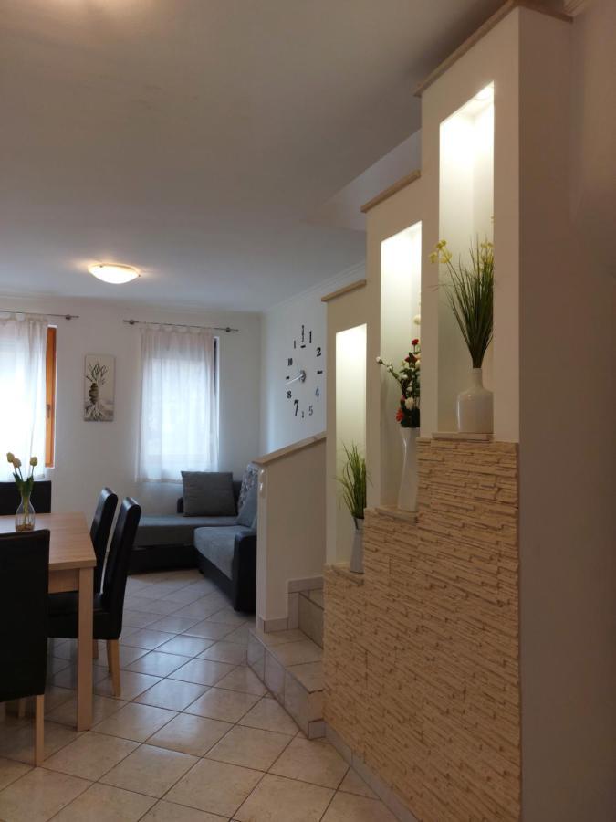 Apartmancentrum Gyula Eksteriør bilde